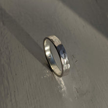 Load image into Gallery viewer, Hammered stackable ring band
