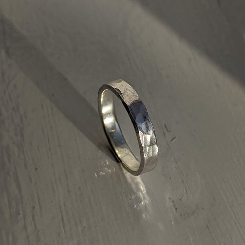 Hammered stackable ring band