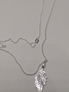 Silver leaf necklace and curb chain