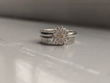 Load image into Gallery viewer, Silver flower stacking ring set.
