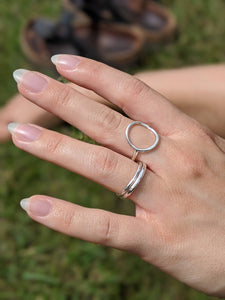 Silver circle ring with stacking rings