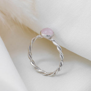 Rose Quartz cabochon twisted silver ring. 