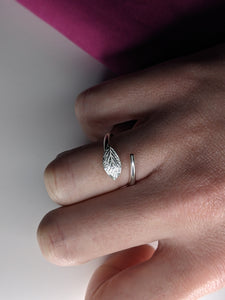Solid silver leaf ring