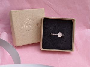 rose quartz silver ring in jewellery box