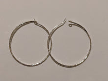 Load image into Gallery viewer, Silver hoop earrings
