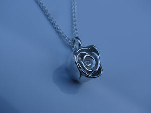 Silver rose pendant