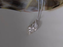 Load image into Gallery viewer, Silver Seashell Necklace
