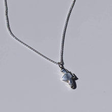 Load image into Gallery viewer, Solid Silver Bee Necklace
