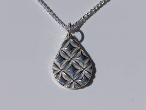 Silver teardrop necklace